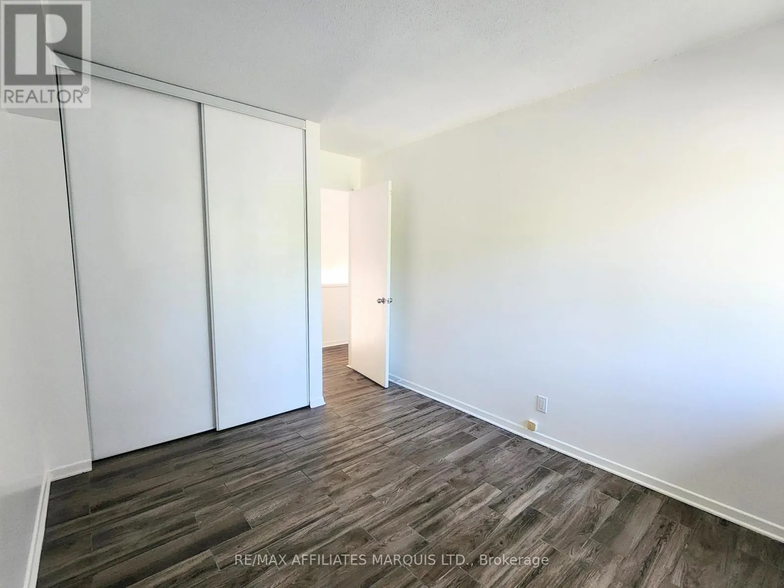 13 - 770 ST JEAN STREET