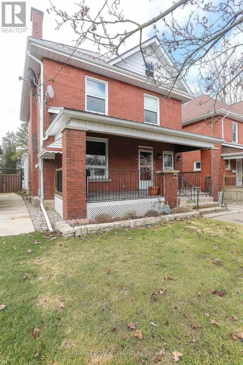 15 WILSON AVENUE