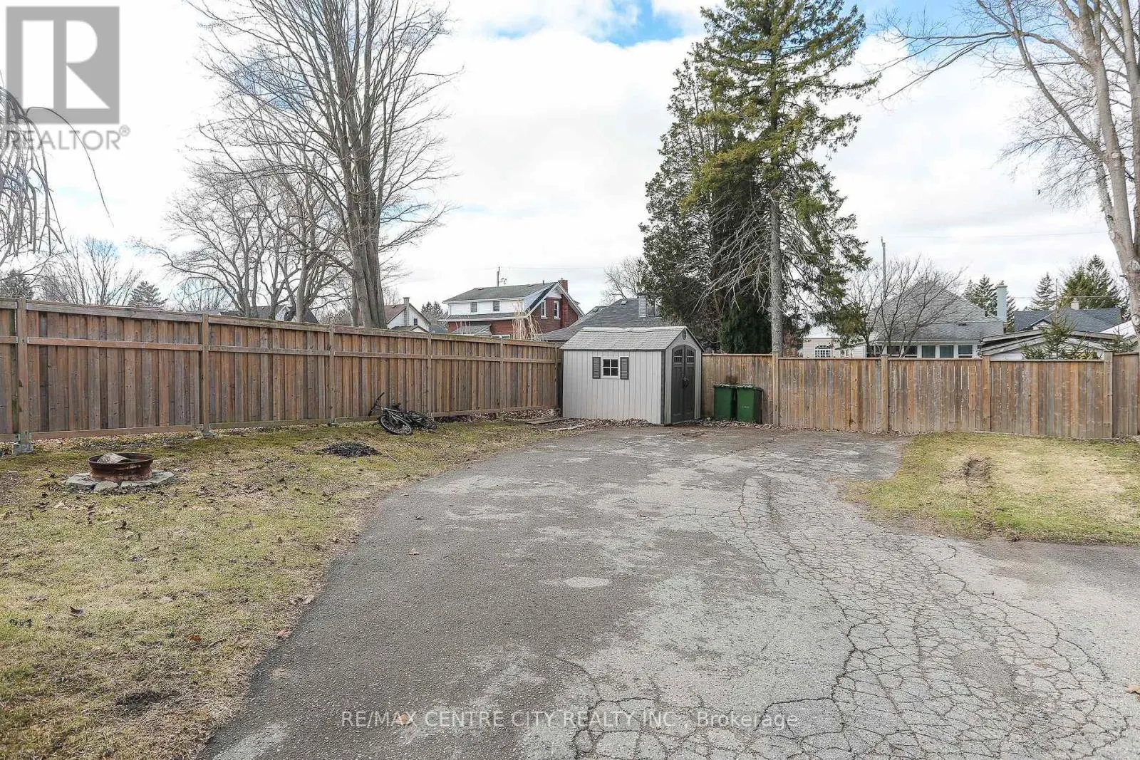 15 WILSON AVENUE
