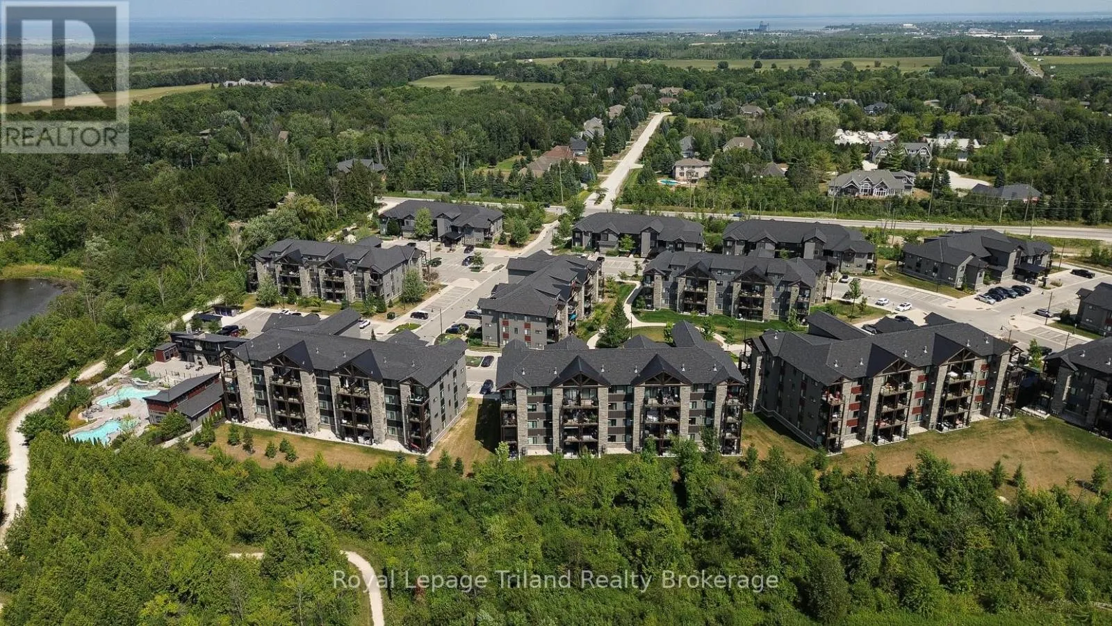 201 - 13 BEAUSOLEIL LANE, #201