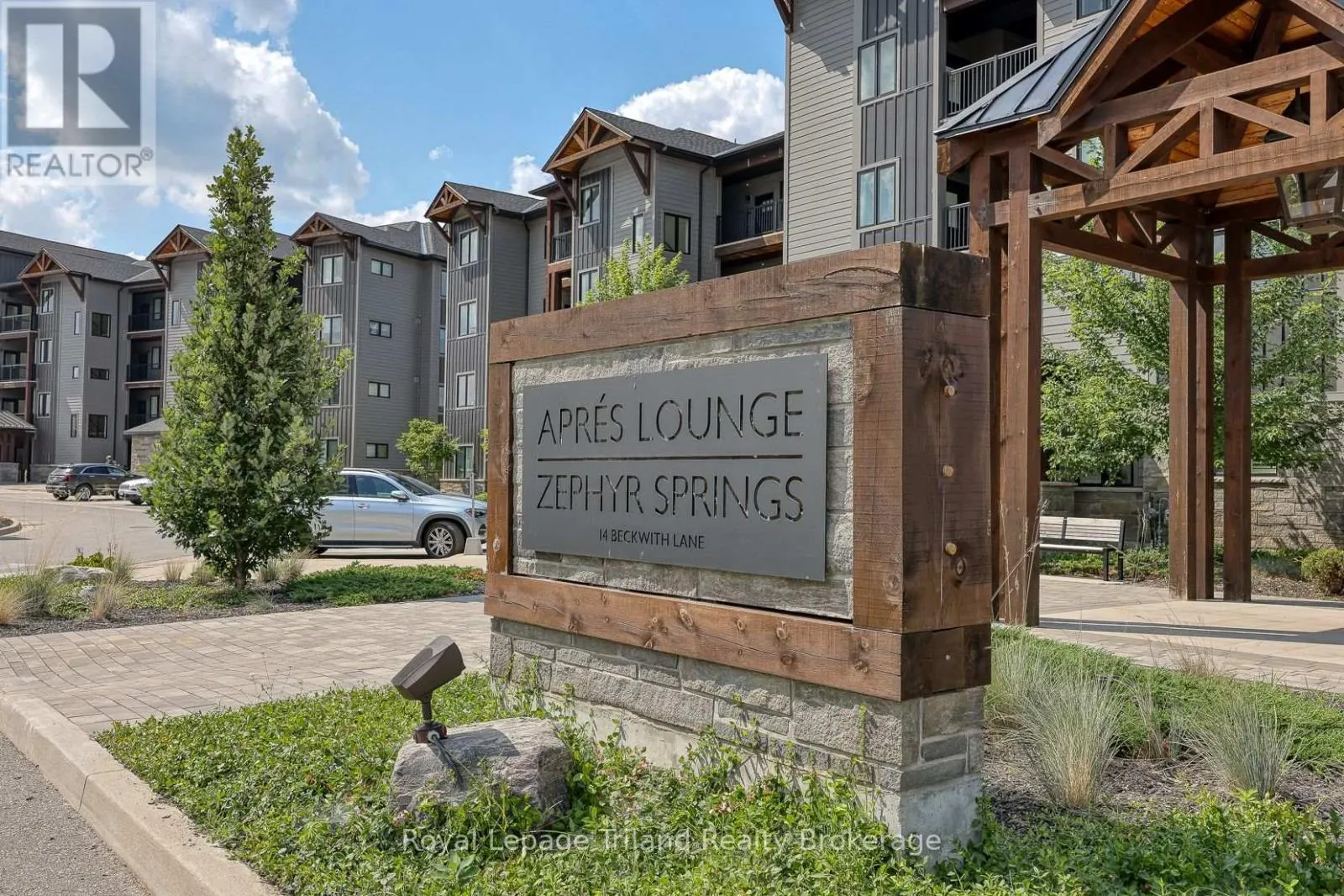 201 - 13 BEAUSOLEIL LANE, #201