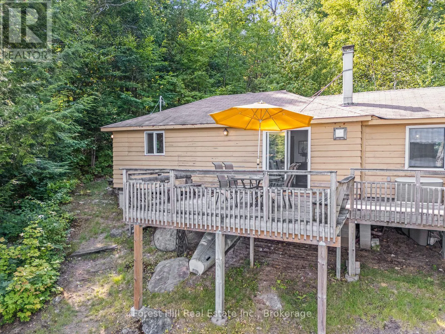 1277 CAUSEWAY DRIVE