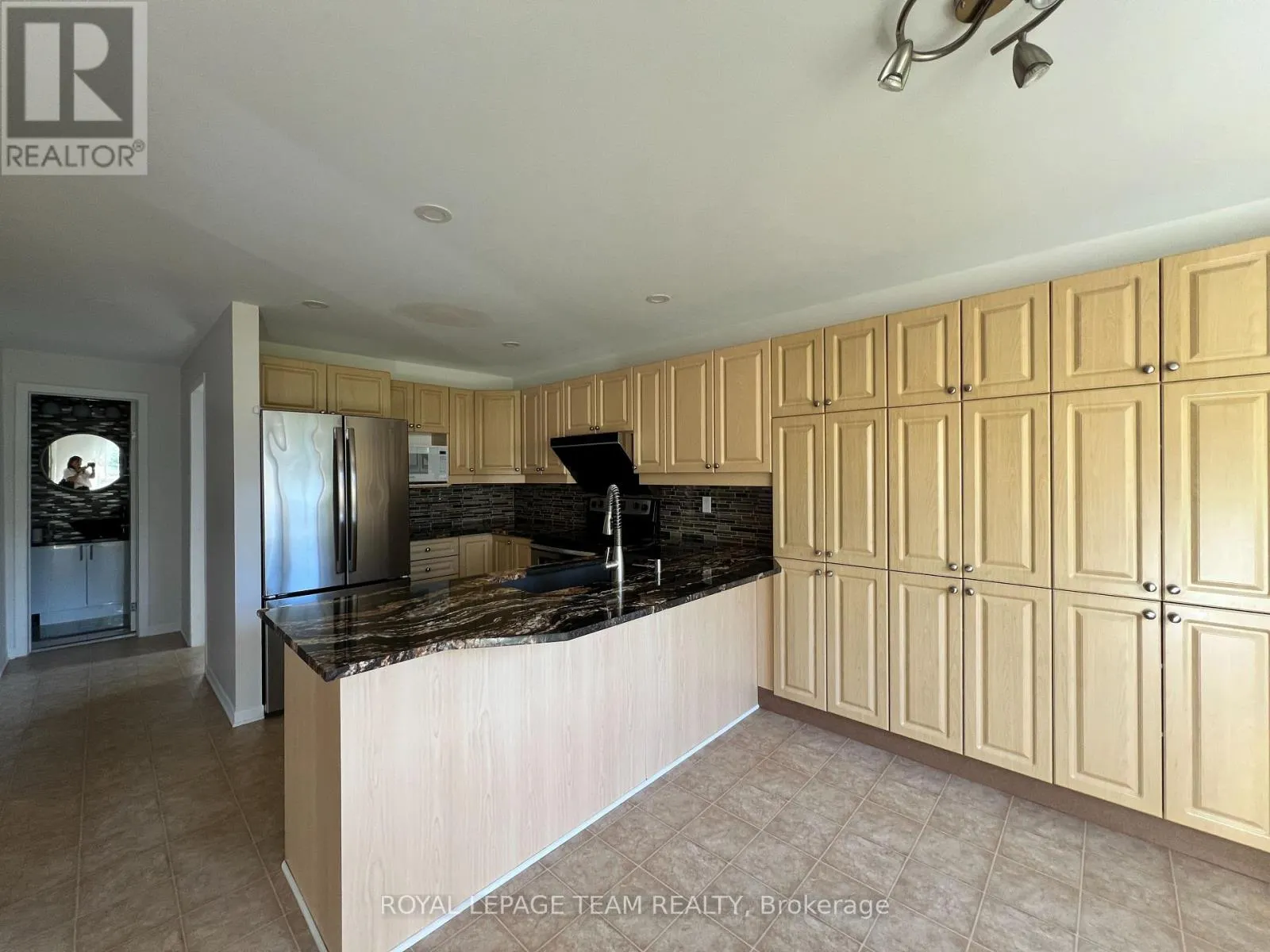 49 FARM GATE CRESCENT
