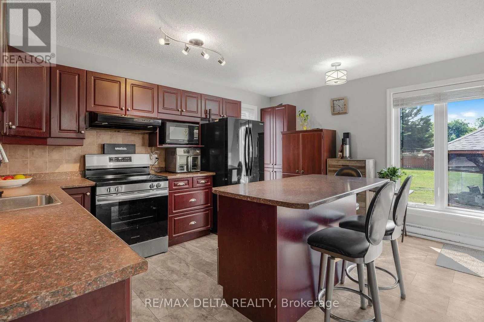 1115 CHOLETTE CRESCENT