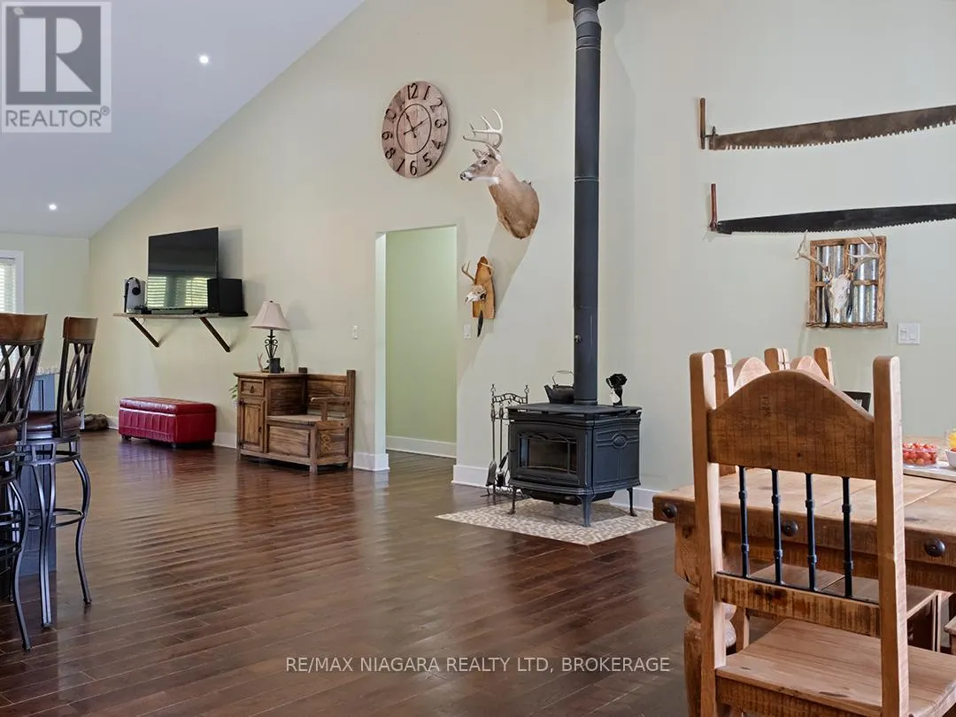 3481 TROUP ROAD