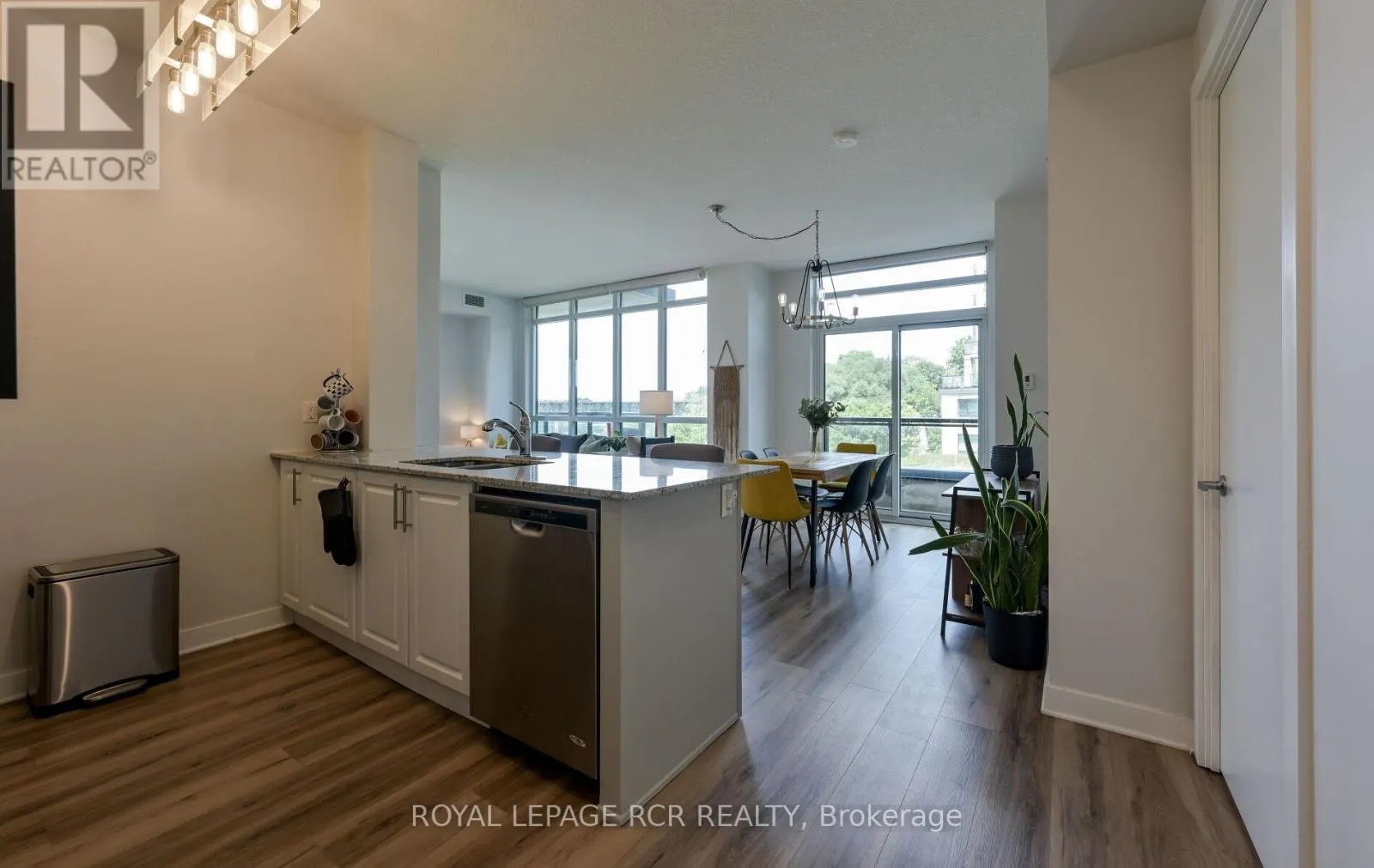 210 - 150 WATER STREET N