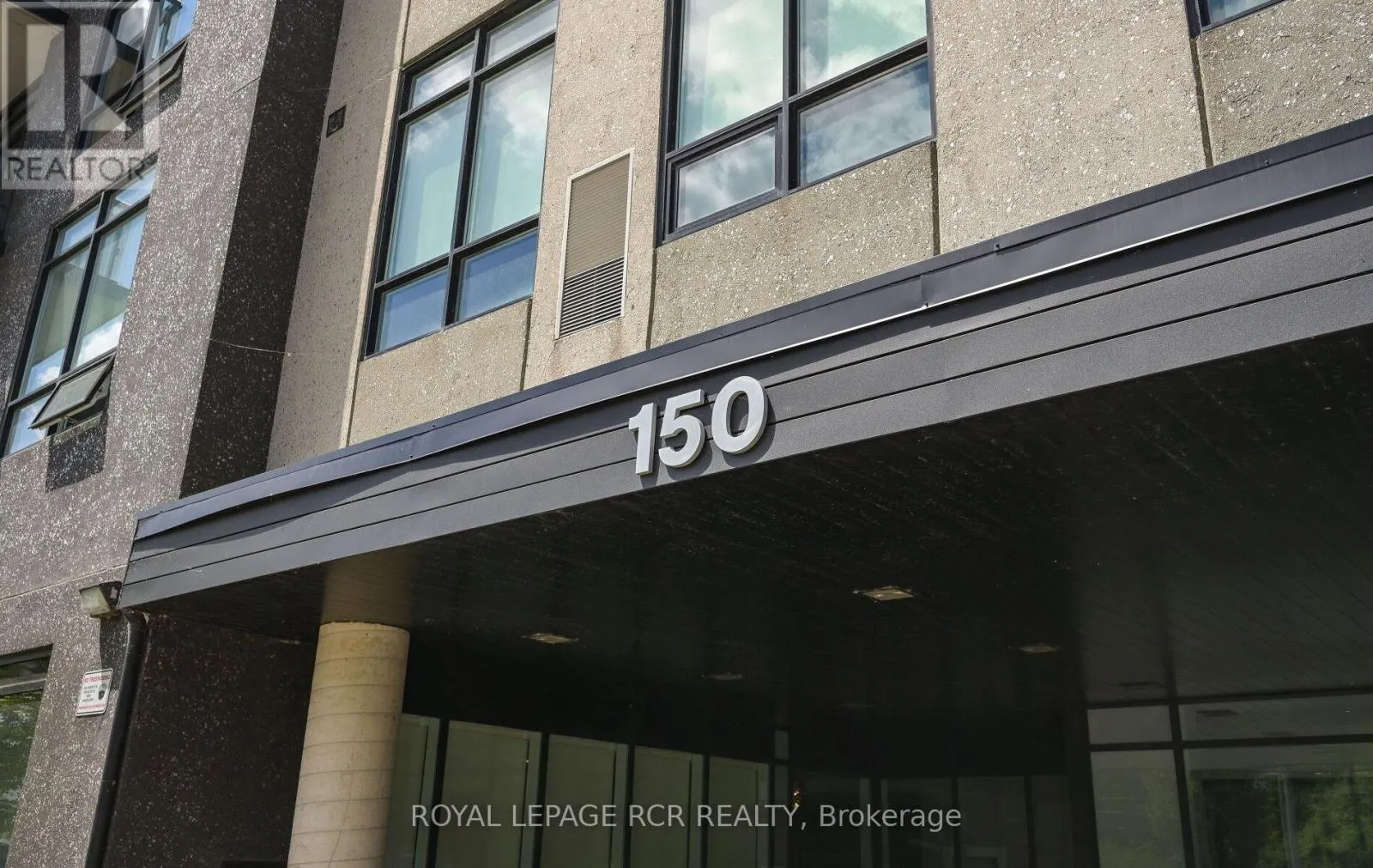 210 - 150 WATER STREET N