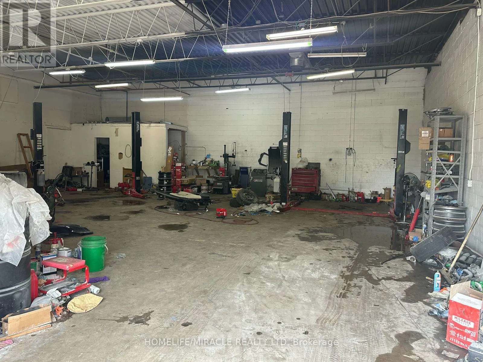 A2 - 333 ELGIN STREET N