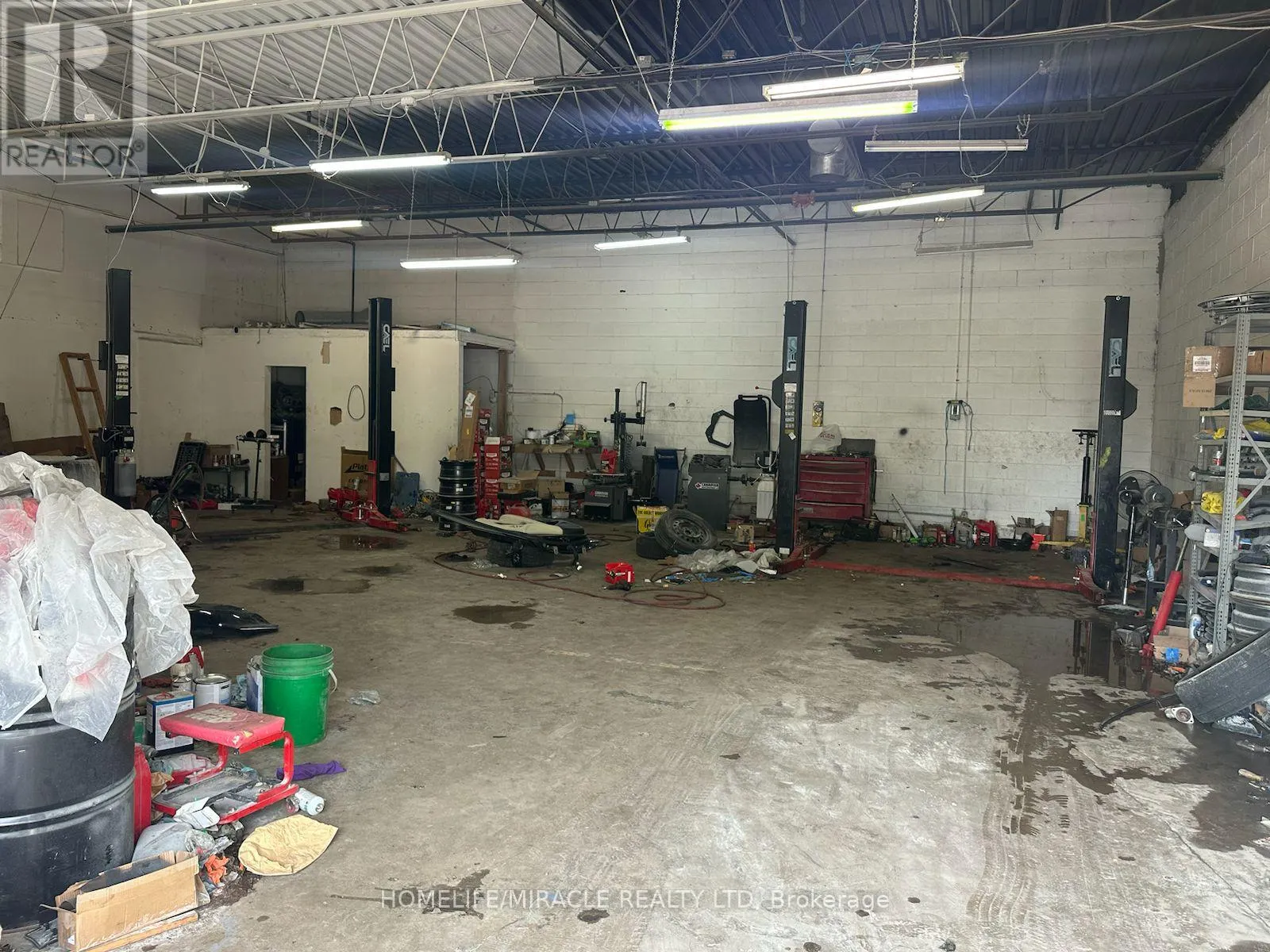 A2 - 333 ELGIN STREET N
