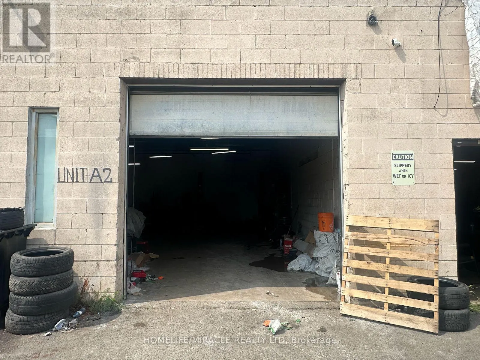 A2 - 333 ELGIN STREET N