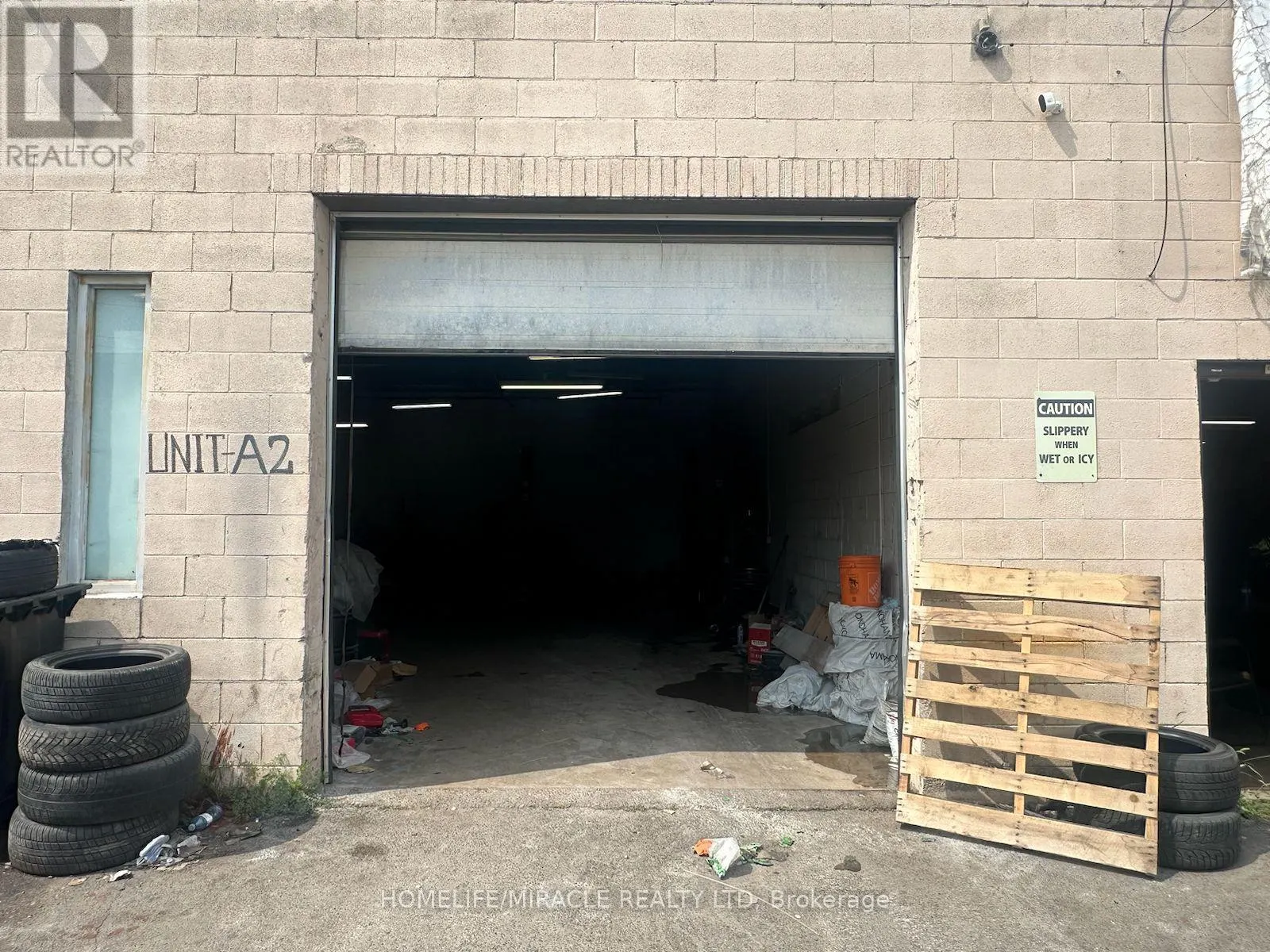 A2 - 333 ELGIN STREET N