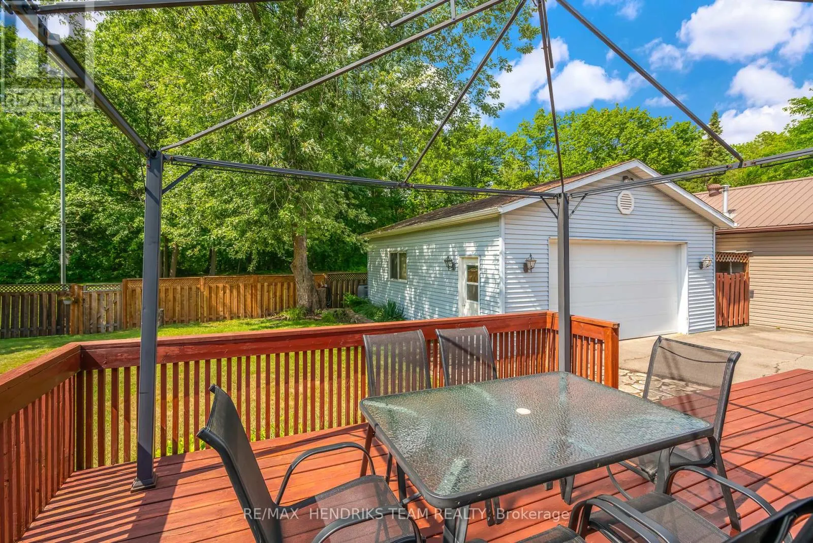 55 LEASIDE DRIVE