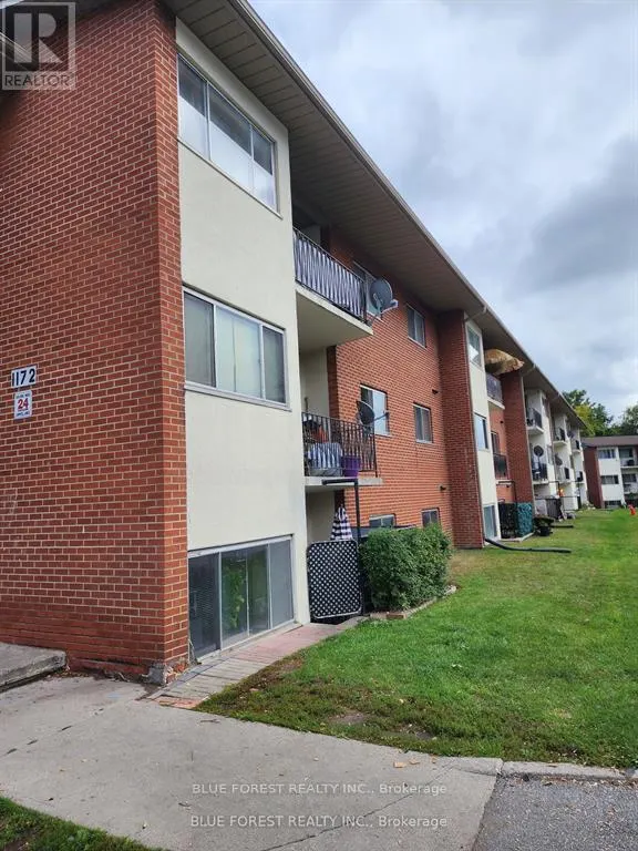 304 - 1172 HAMILTON ROAD, #304