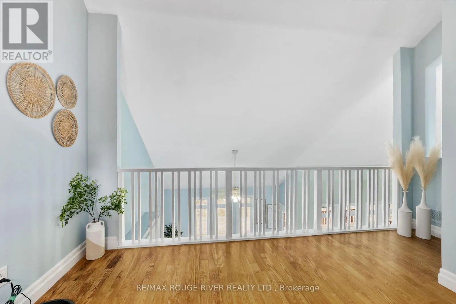 9138 DANFORTH ROAD E
