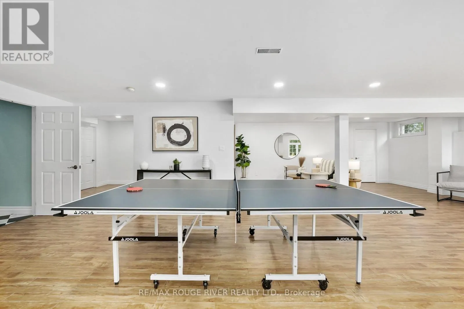 9138 DANFORTH ROAD E
