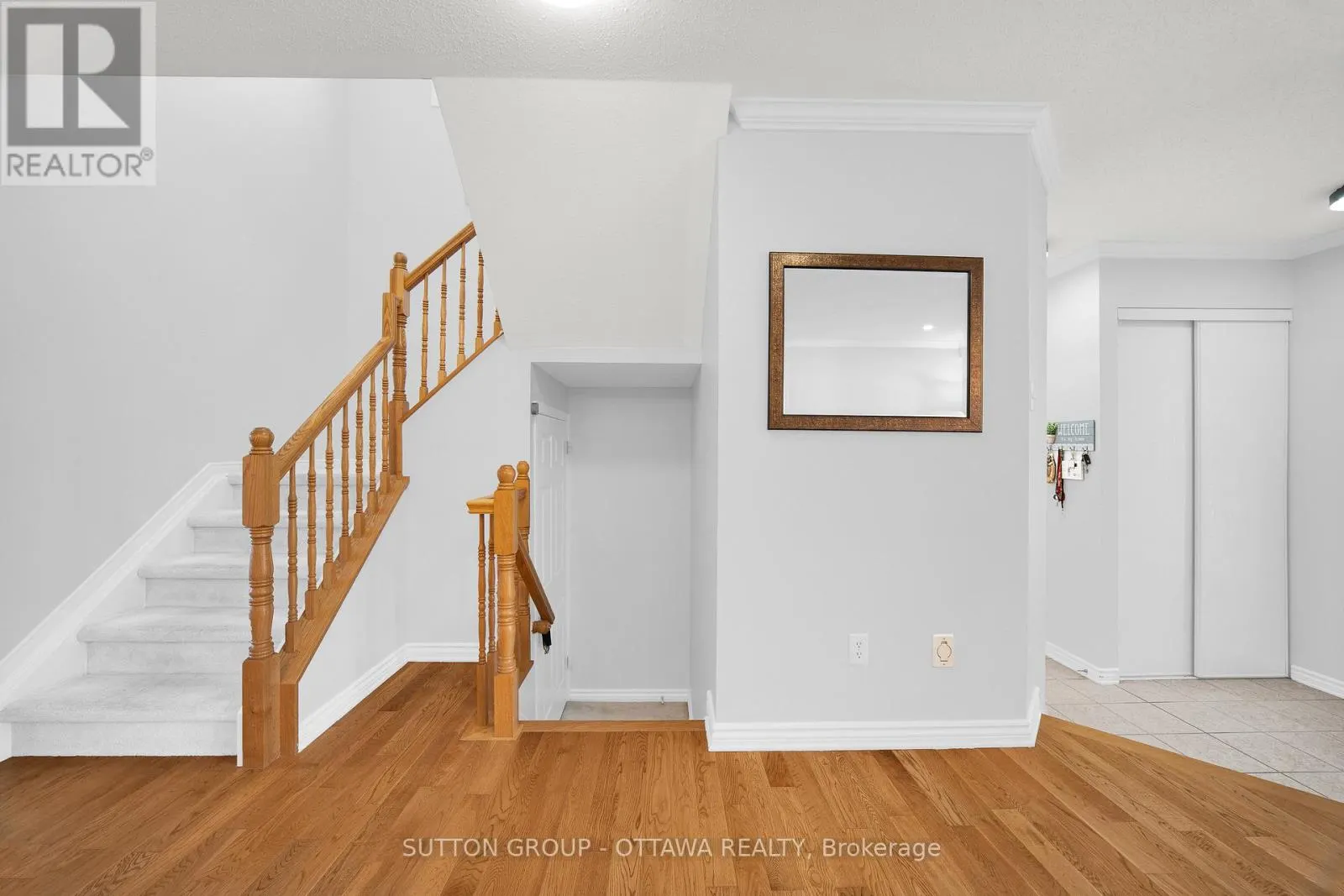 11 BAYPOINTE CRESCENT