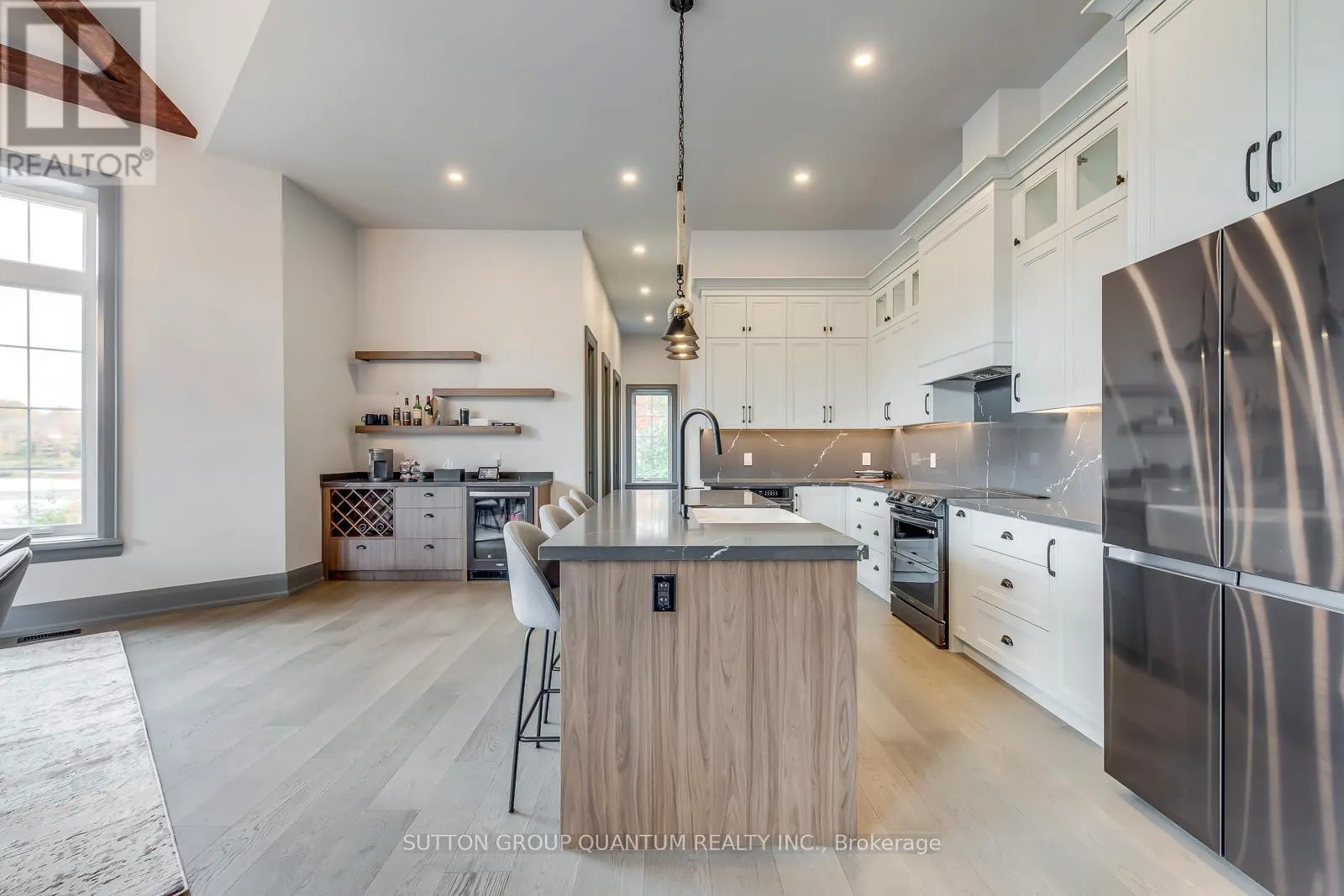 6 - 4805 MUSKOKA DISTRICT 169 ROAD