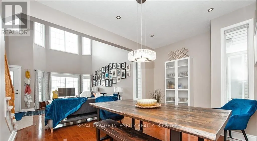 5 BRACEWOOD WAY