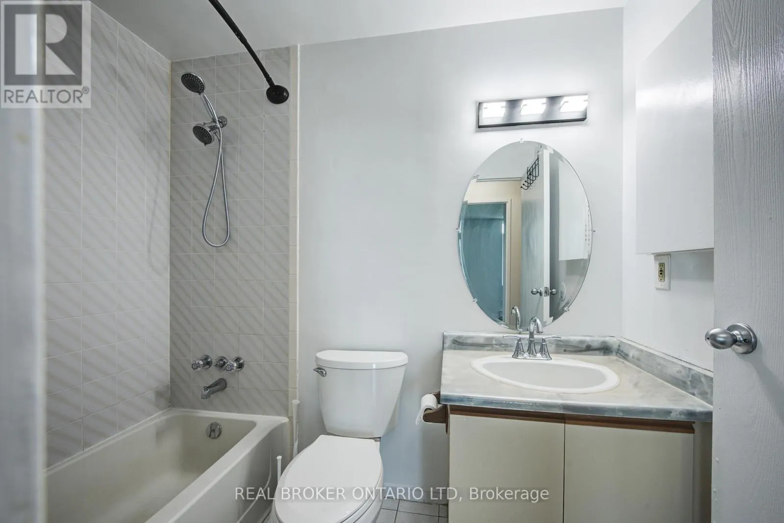 803 - 45 POND MILLS ROAD, #803