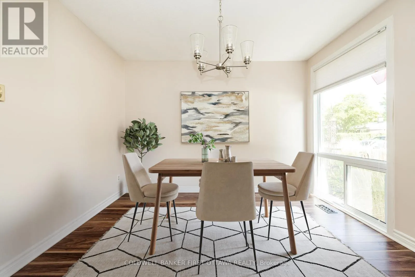 48 DOWNSVIEW CRESCENT