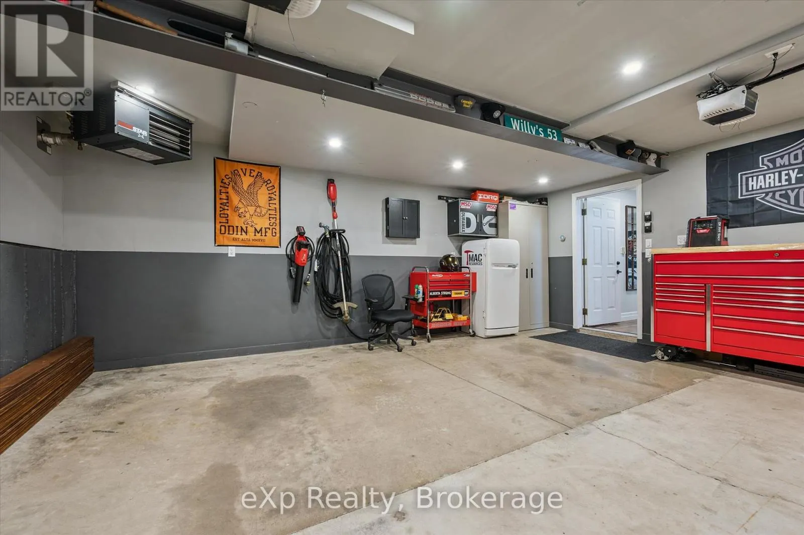 530 WATT STREET