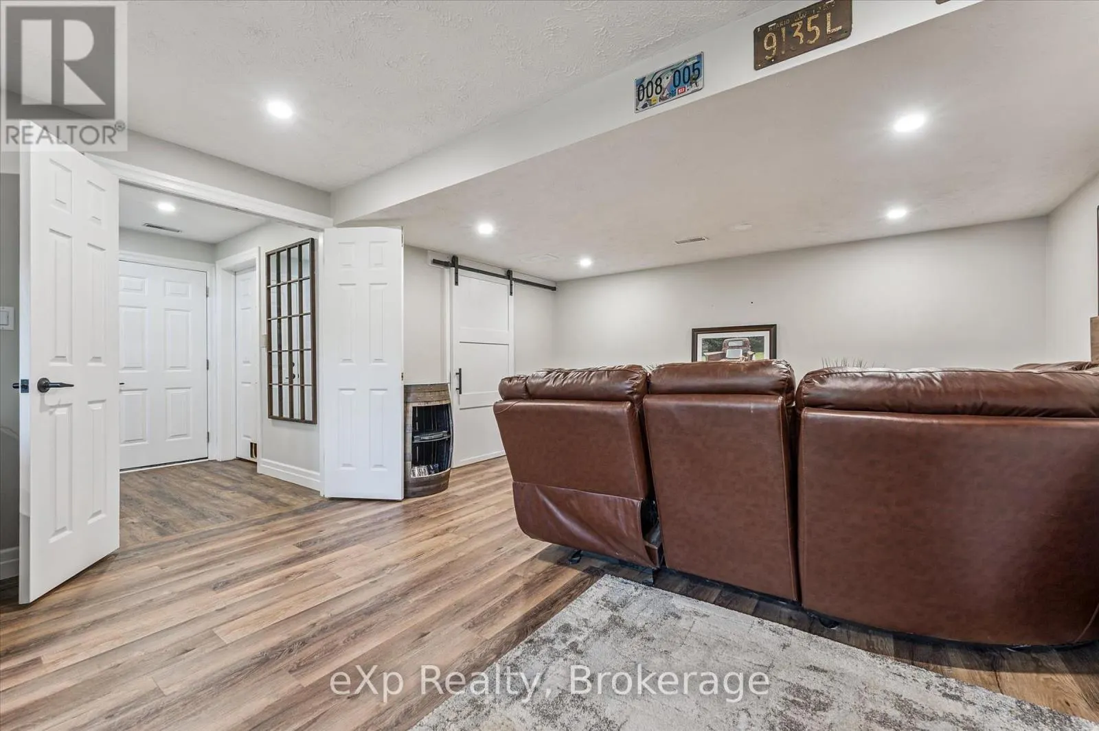 530 WATT STREET