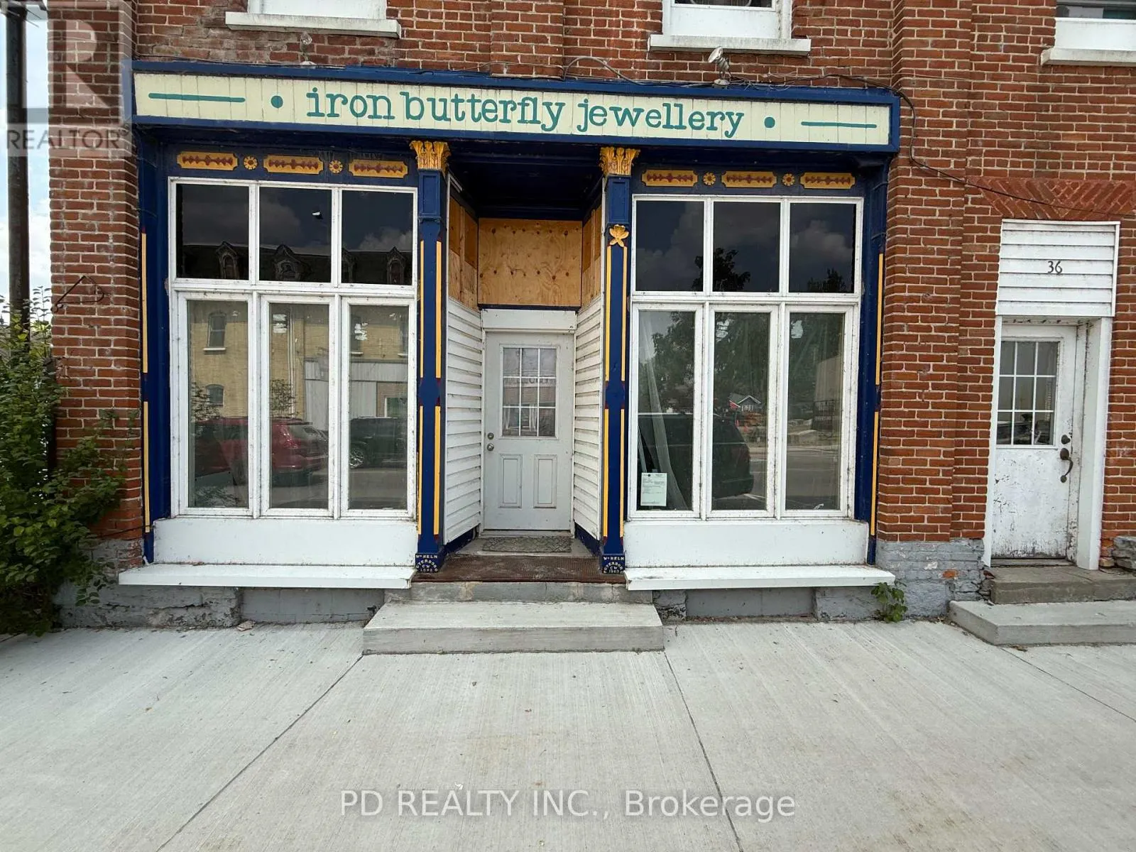 1 - 34-36 KING STREET E, #1
