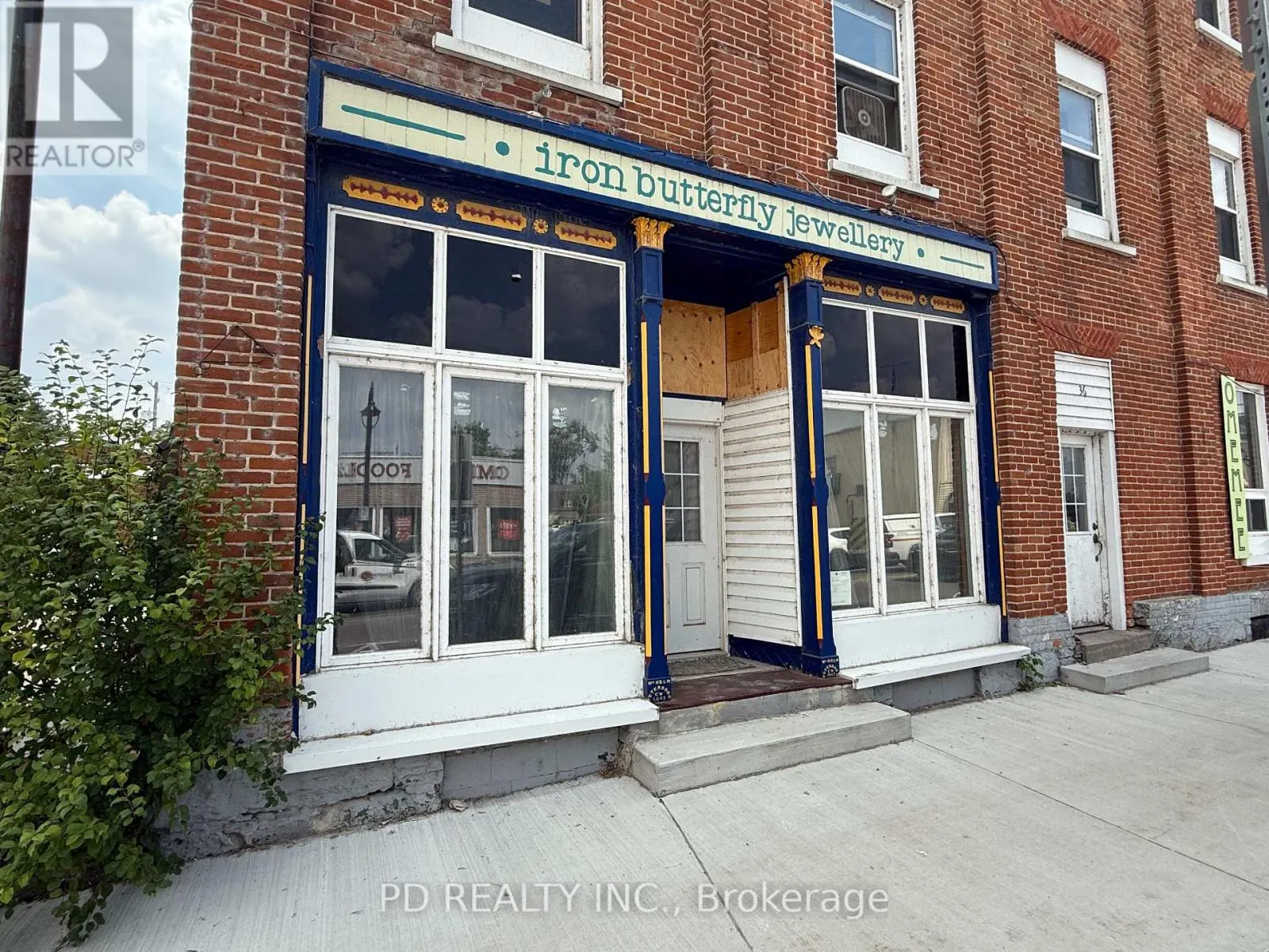 1 - 34-36 KING STREET E, #1