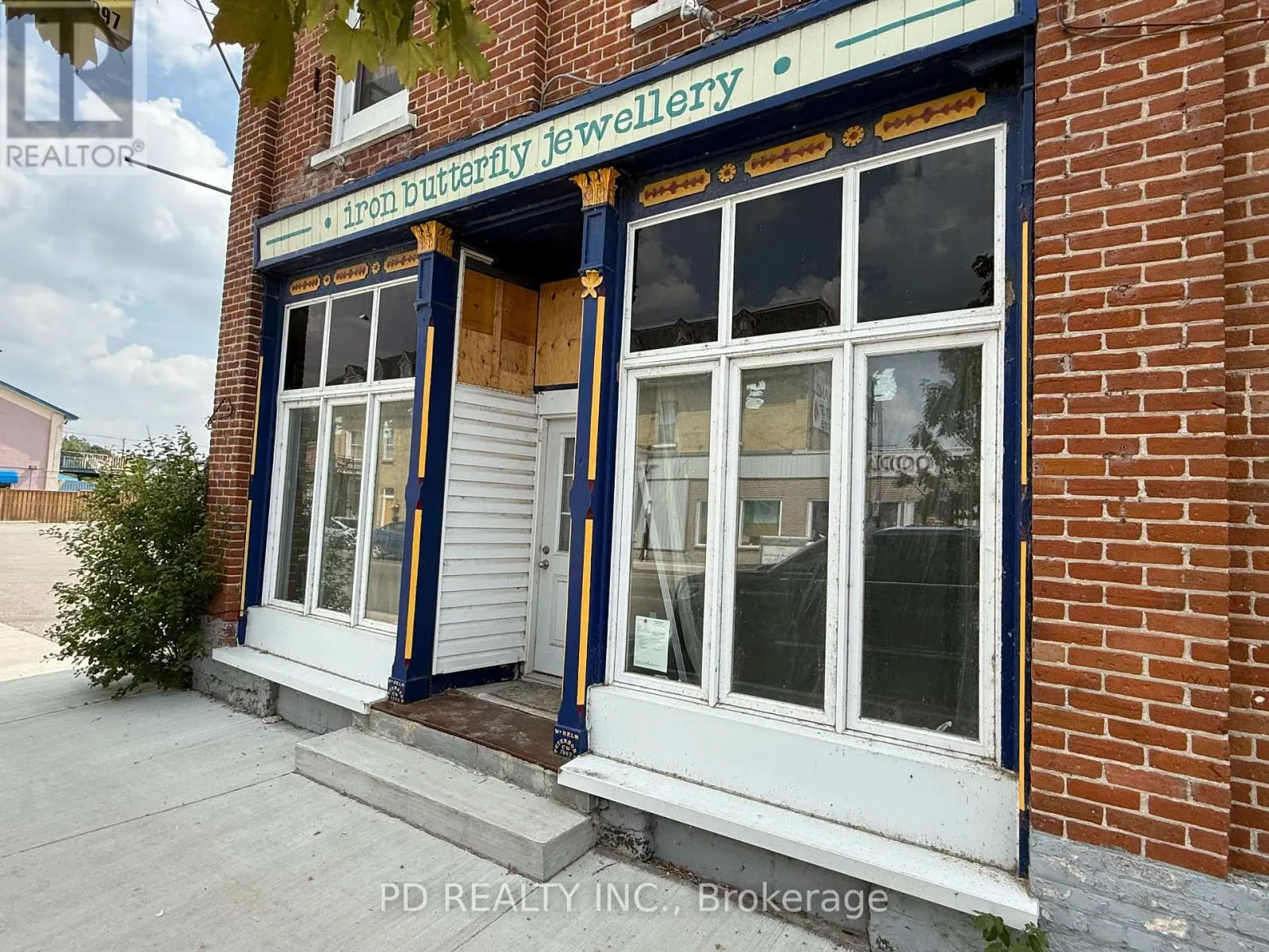 1 - 34-36 KING STREET E, #1