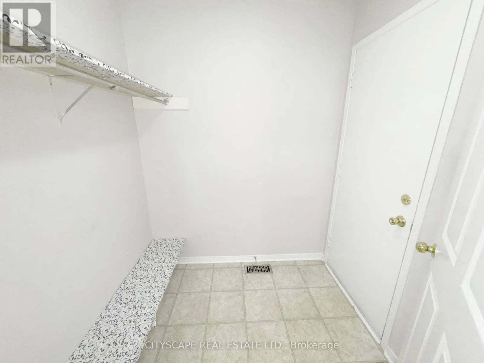55 LANGLAW DRIVE
