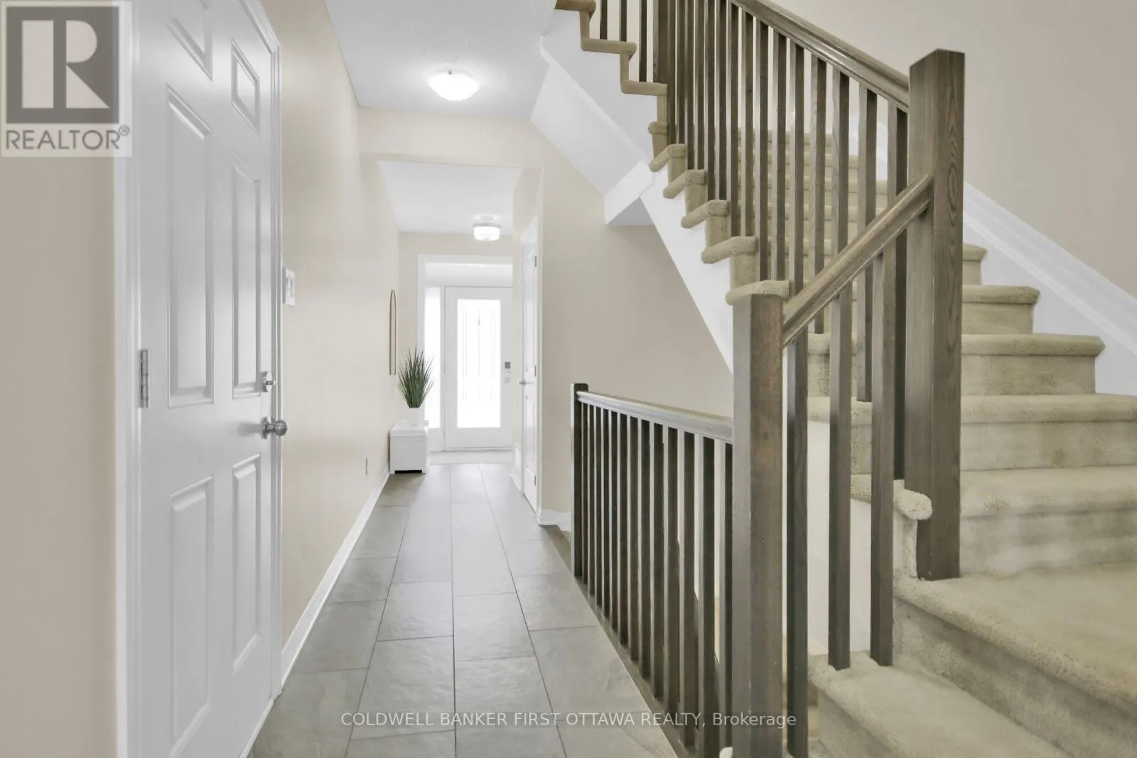 168 HAWKSHAW CRESCENT