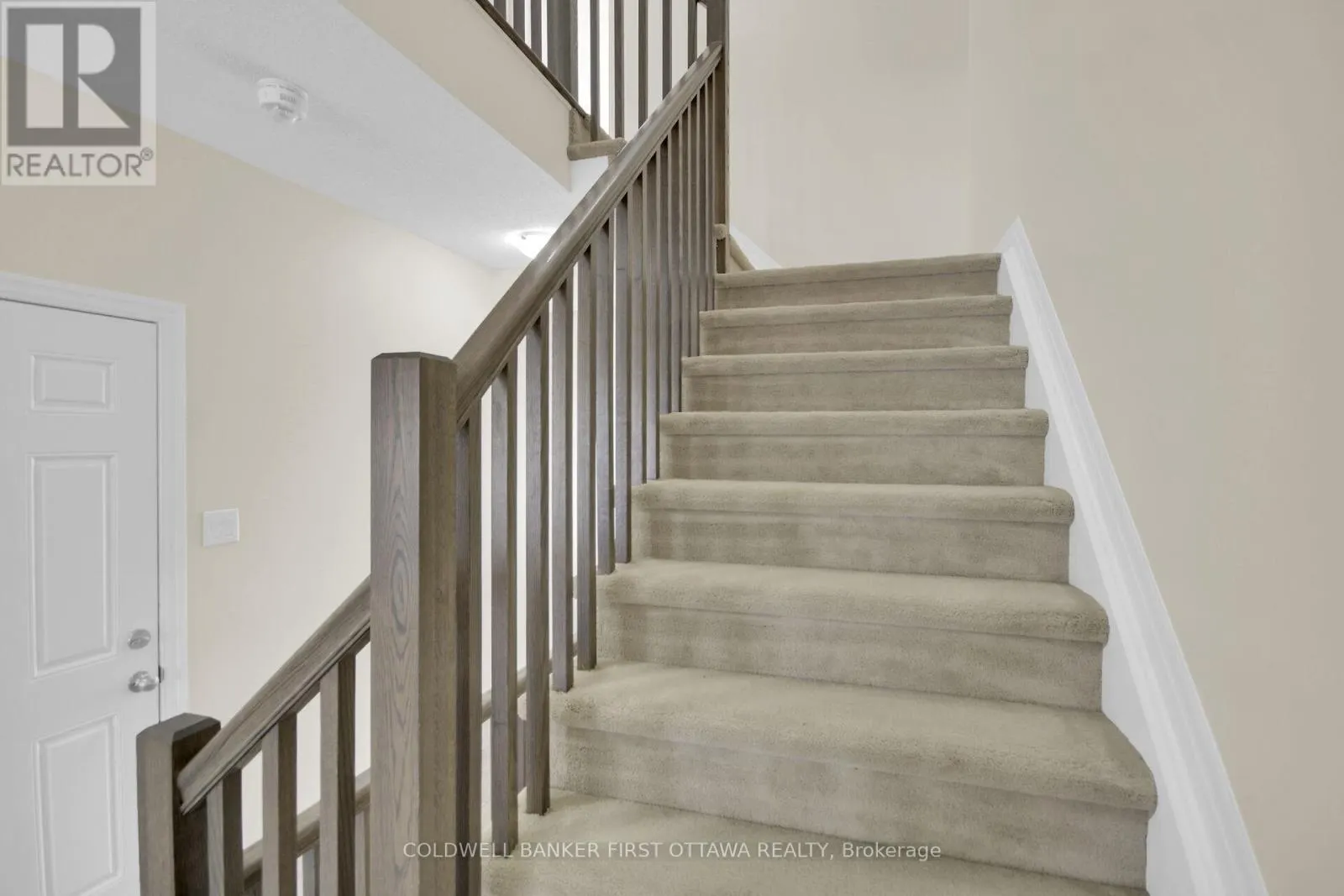 168 HAWKSHAW CRESCENT