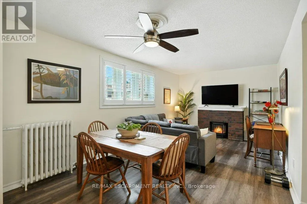 18 - 6 VINELAND AVENUE