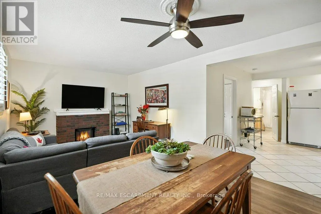 18 - 6 VINELAND AVENUE