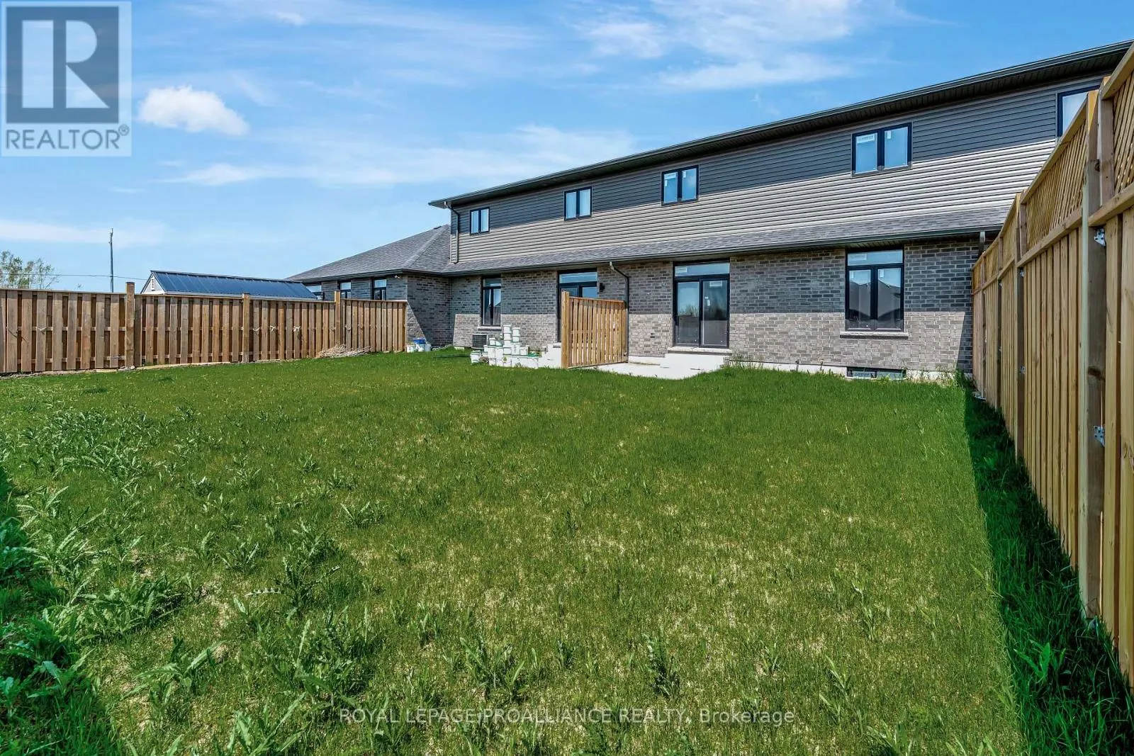 166 APPLEDENE DRIVE