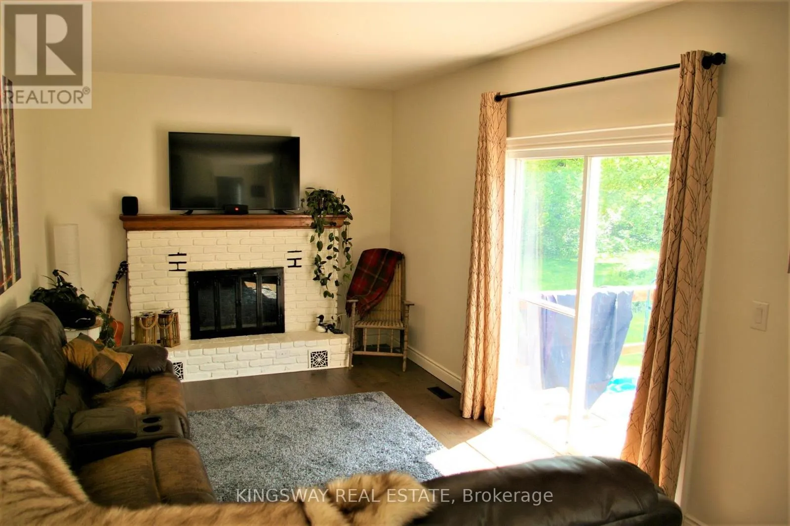 619 MILLGROVE SIDE ROAD