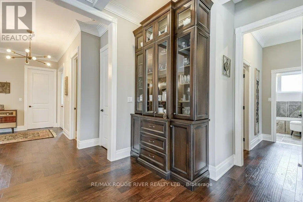 413 NASSAU STREET