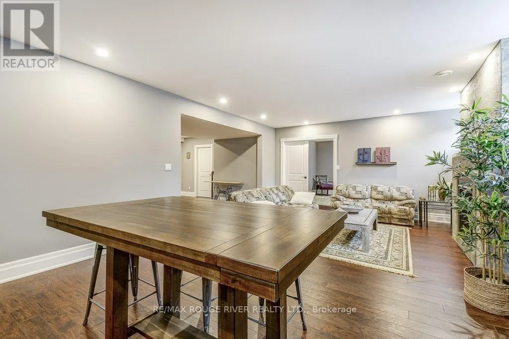 413 NASSAU STREET