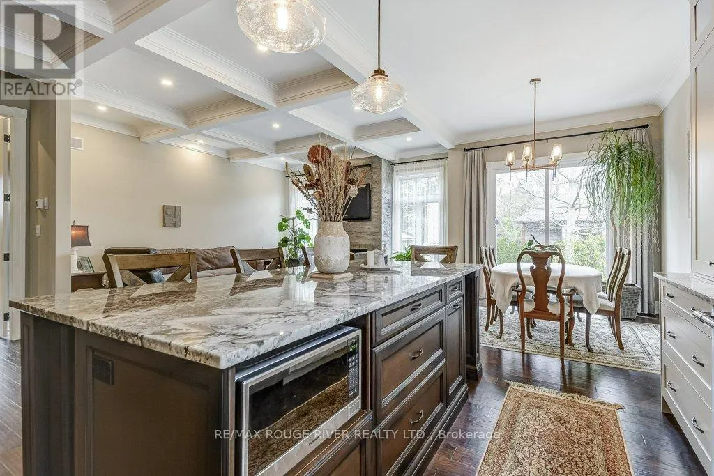413 NASSAU STREET