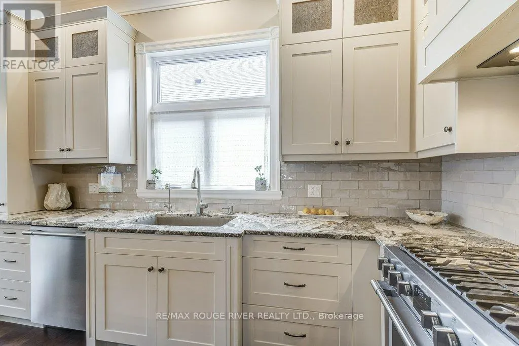 413 NASSAU STREET