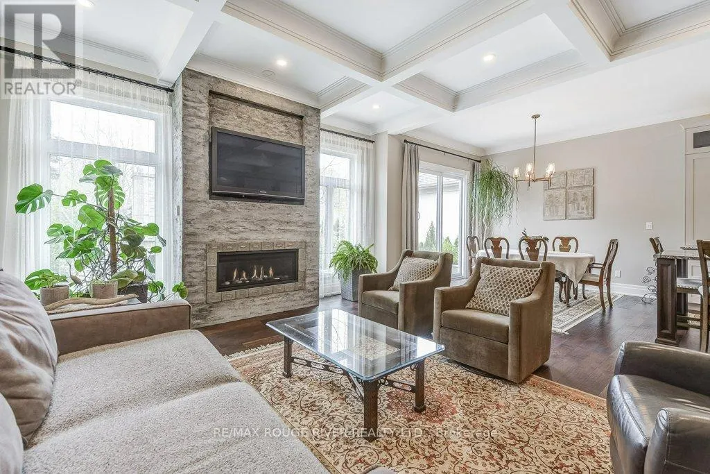 413 NASSAU STREET