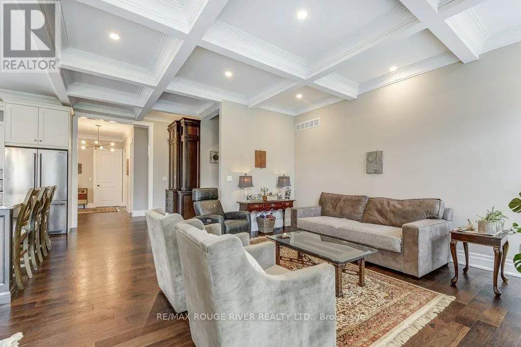 413 NASSAU STREET