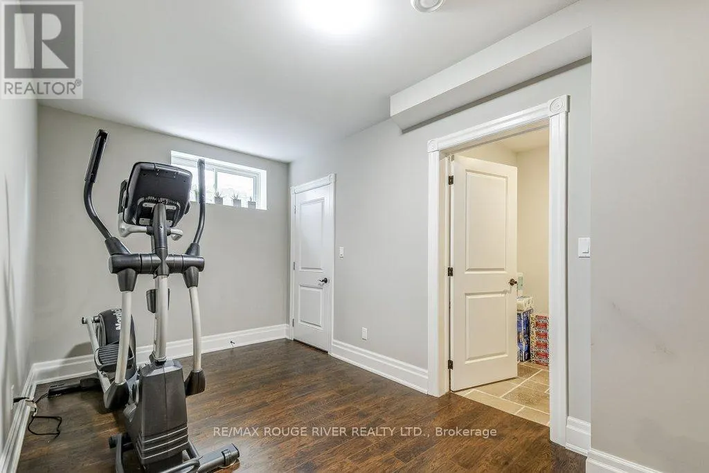413 NASSAU STREET