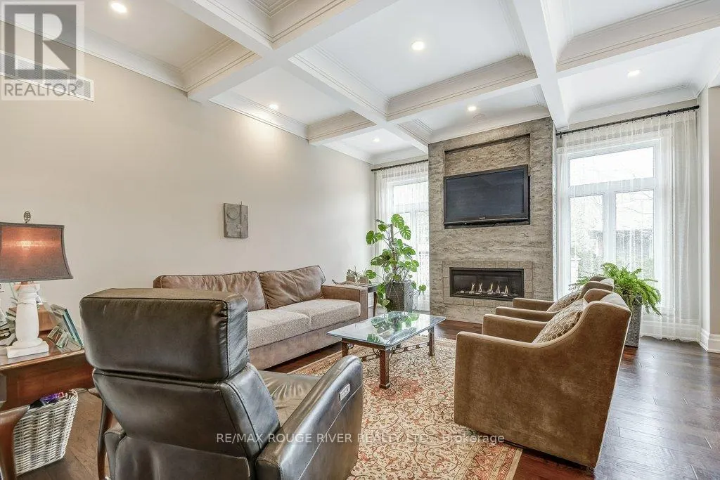 413 NASSAU STREET