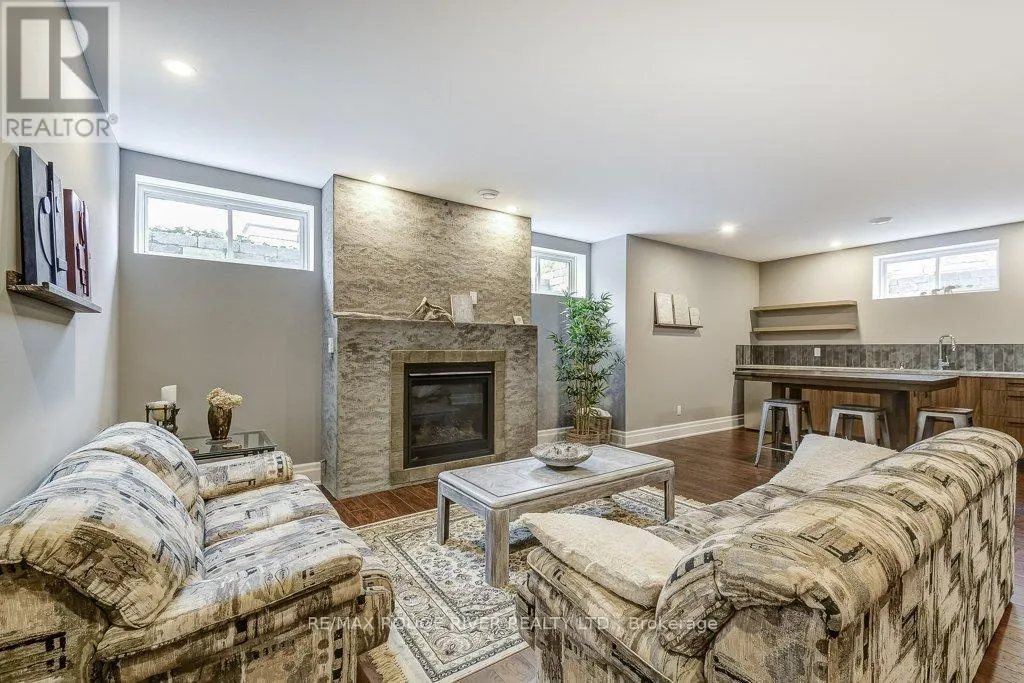 413 NASSAU STREET