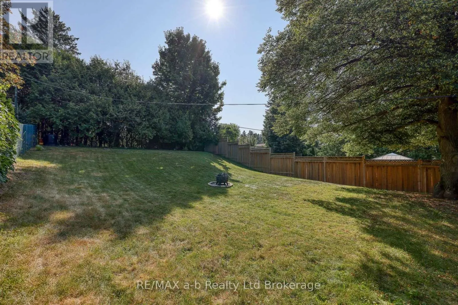 530 HIGHLAND DRIVE