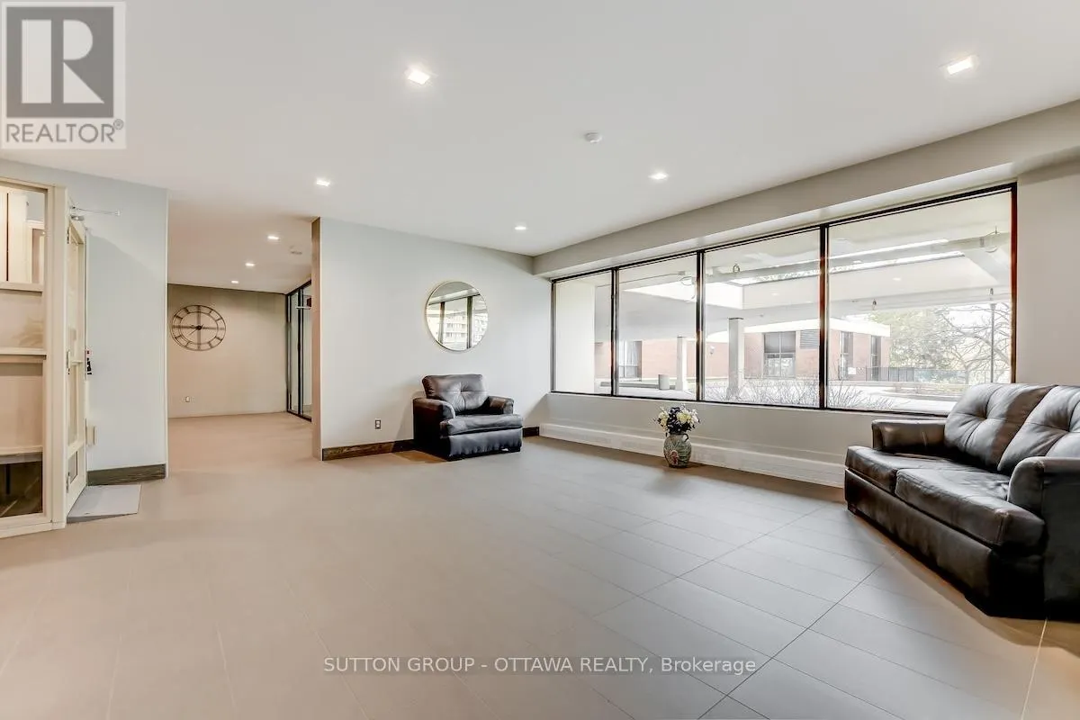 405 - 665 BATHGATE DRIVE