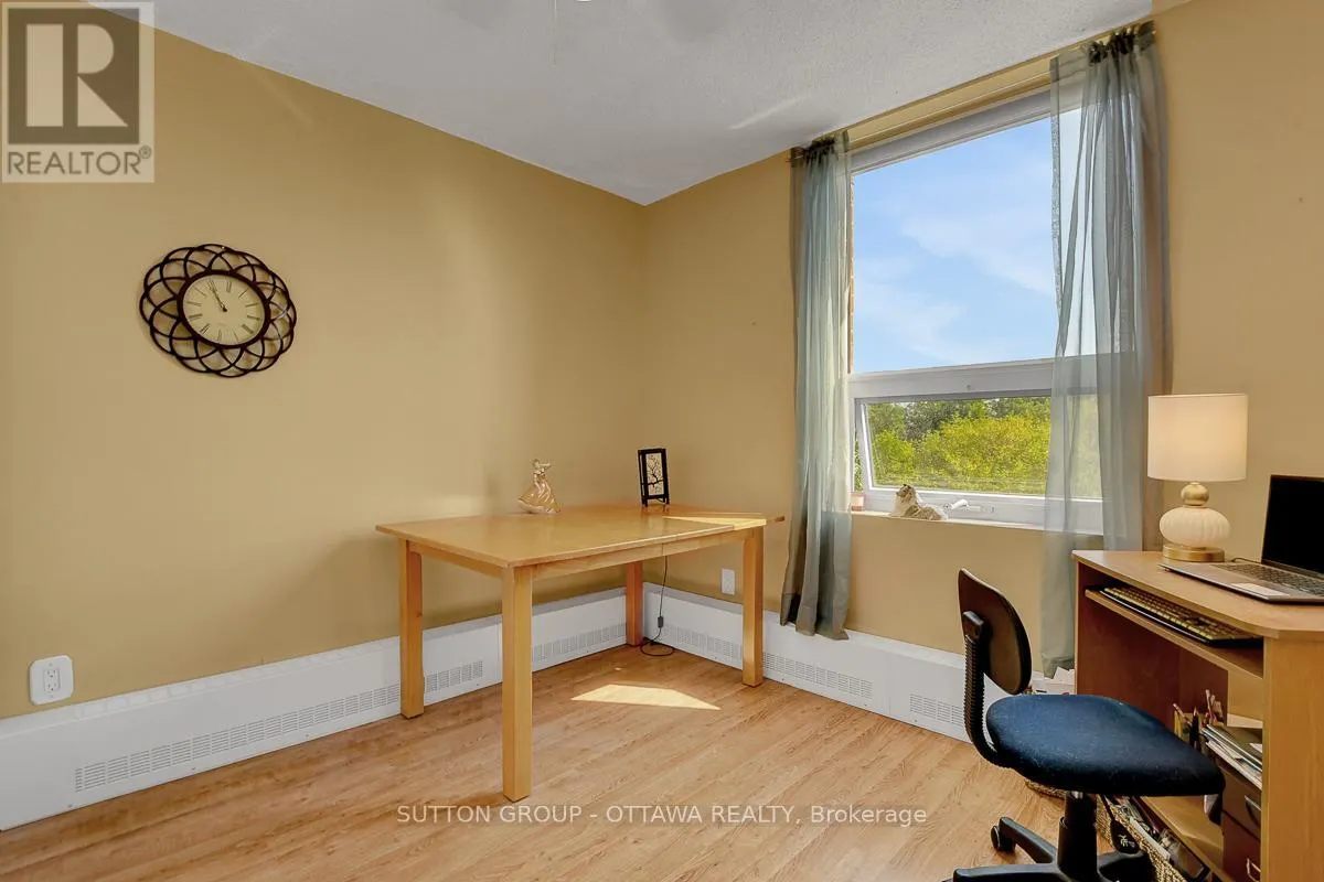 405 - 665 BATHGATE DRIVE