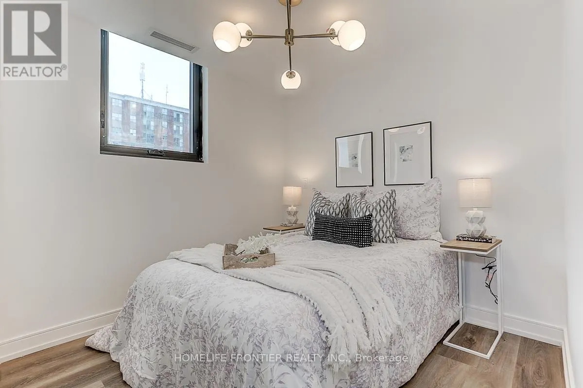 532 - 1 JARVIS STREET