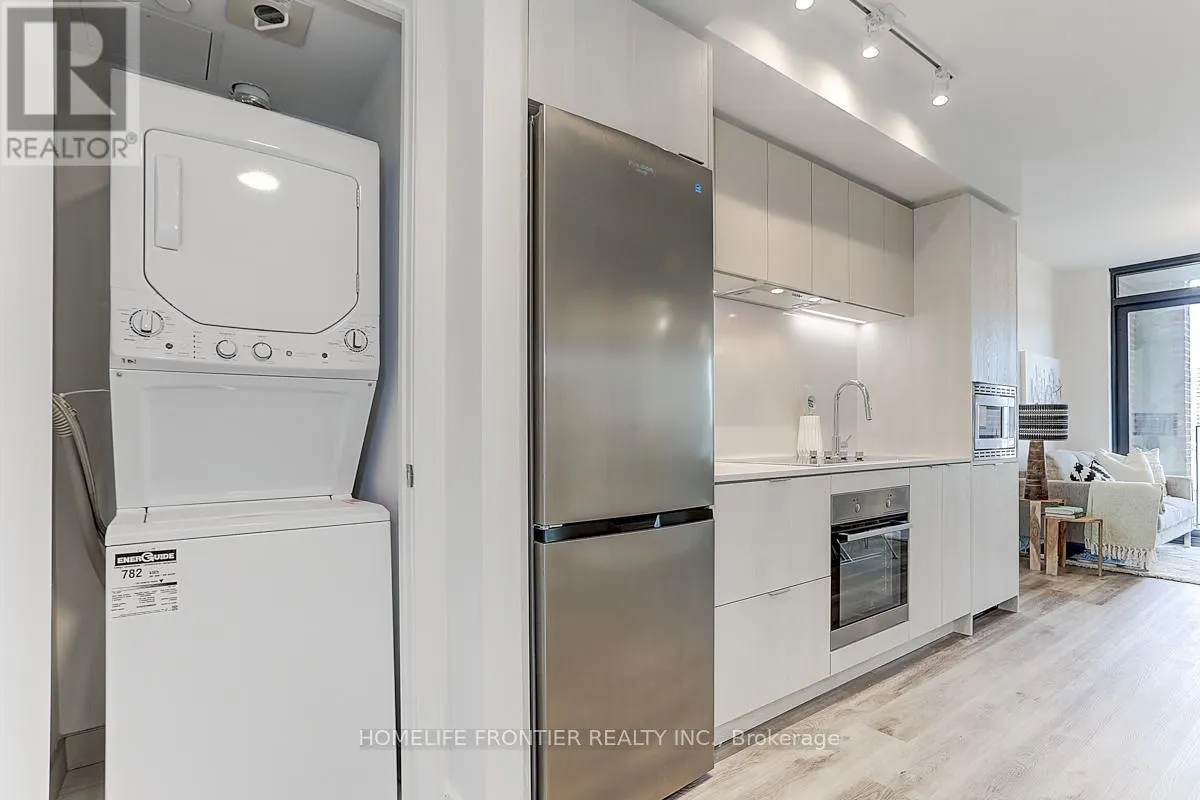 532 - 1 JARVIS STREET